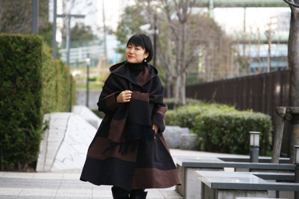 画像2: 四重奏フード付きコート（段茶） (2)