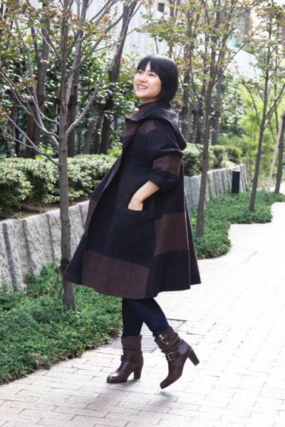 画像1: 四重奏フード付きコート（段茶） (1)