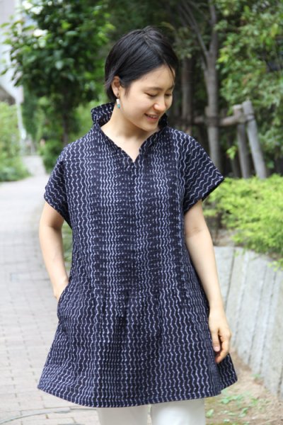 画像2: フリルブラウスゆったりサイズ（古布柄） (2)