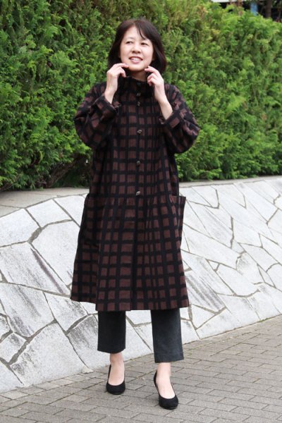 画像2: ピンタックコート(ブロック茶) (2)