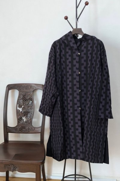 画像4: リバーシブルコートフード付き・ブロック崩しグレー (4)