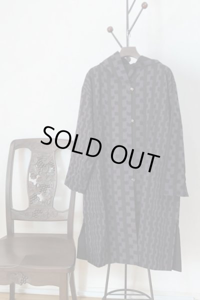 画像4: リバーシブルコートフード付き・ブロック崩しグレー (4)