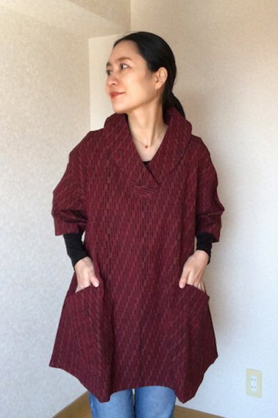 画像2: クロスカラーブラウス(矢羽赤) (2)