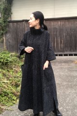 久留米絣工房 藍木野　ワンピース ピンタックワンピース(四角遊び縹色) - 久留米絣工房藍木野
