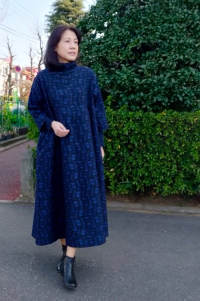 画像2: 立ち襟ワンピース(かげろう柄) (2)