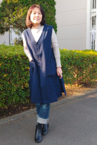 画像2: ロングベスト (白樺藍黒） (2)