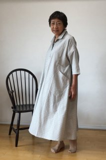 新品 久留米絣工房 藍木野 久保織物 変わり文人絣 開襟 ビッグワンピース F 新品 久留米絣工房 藍木野 久保織物 変わり文人絣 開襟 ビッグ