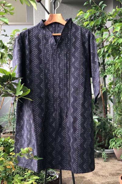 画像3: フリルブラウス七分袖（くの字） (3)