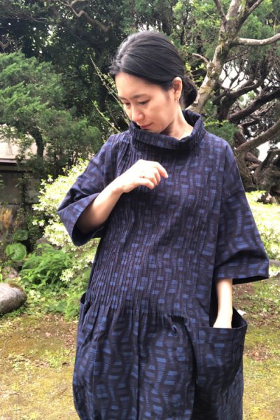 画像3: ピンタックワンピース（かげろう柄） (3)