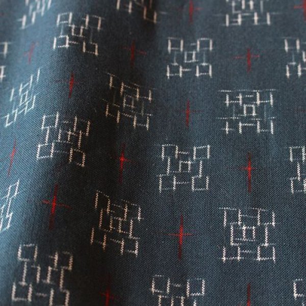 画像4: クロスカラーブラウス(花十字緑) (4)