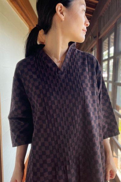 画像2: フリルワンピース(市松黒茶) (2)