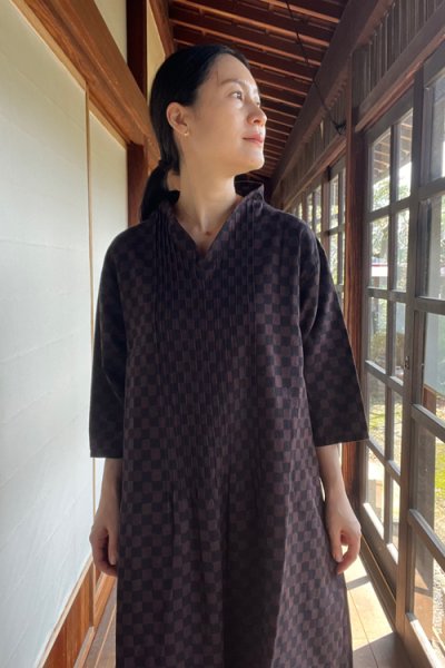 画像3: フリルワンピース(市松黒茶) (3)