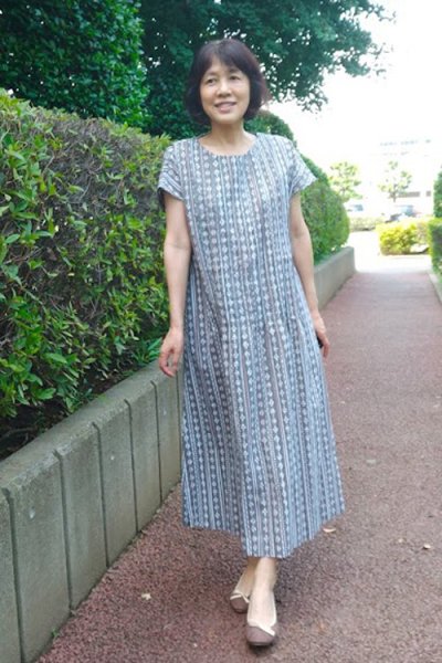 画像1: タックワンピース・竺仙浴衣地・注染 (1)