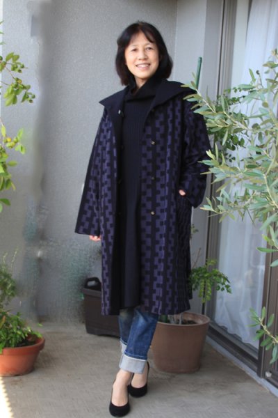 画像1: リバーシブルコートフード付き・ブロック崩しグレー (1)