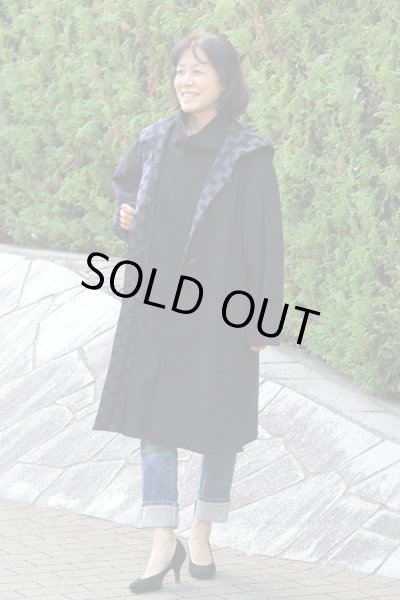 画像2: リバーシブルコートフード付き・ブロック崩しグレー (2)