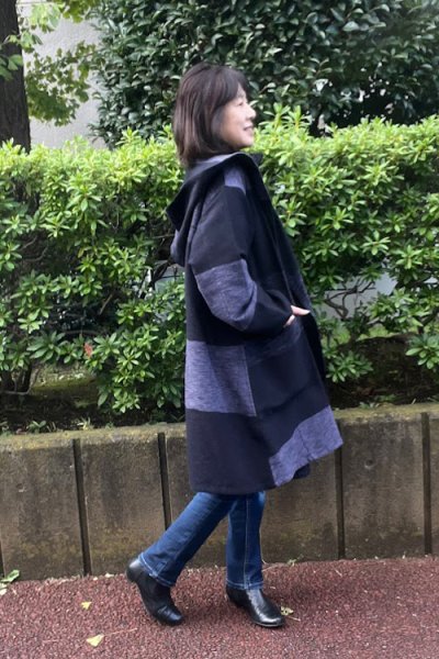 画像2: 四重奏フード付きコート段グレー (2)