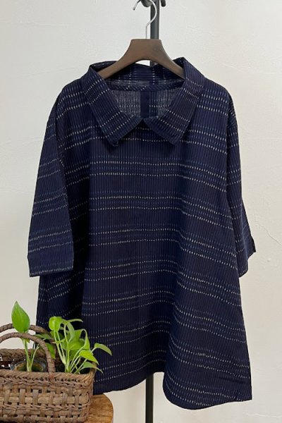 画像2: 一枚衿ブラウス七分袖（横小矢羽ブルー入り） (2)