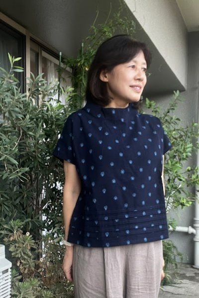 画像2: 横5本タックブラウス（新蛍） (2)