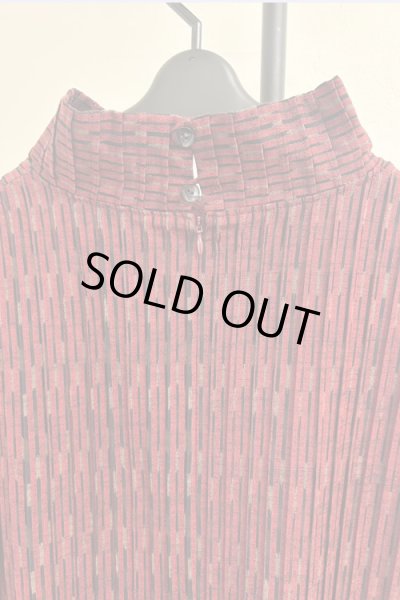 画像3: 細ピンタックワンピース（斜め矢羽根赤） (3)