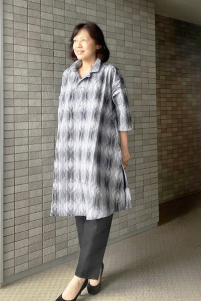 画像2: ビッグブラウス（大輪つなぎ） (2)