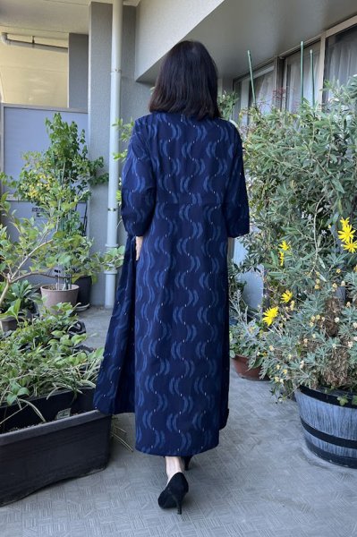 画像2: 立ち襟ワンピース（波間の月） (2)