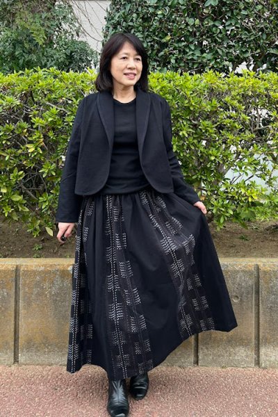 画像2: 12枚はぎスカート(レンガ道黒×無地黒) (2)