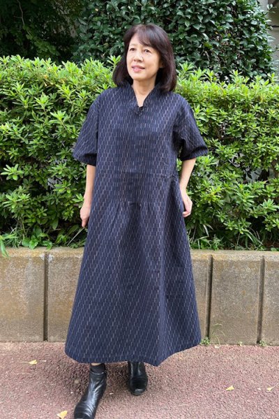 画像1: フリルワンピース(斜め緑矢羽根) (1)