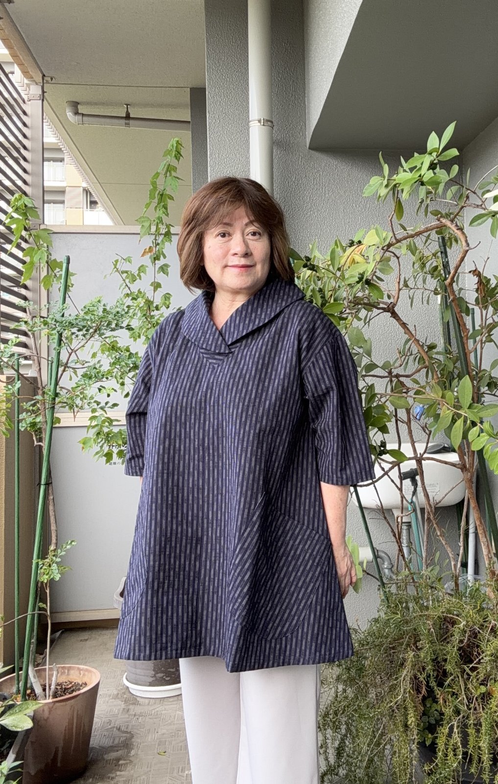 合わせ衿ブラウス